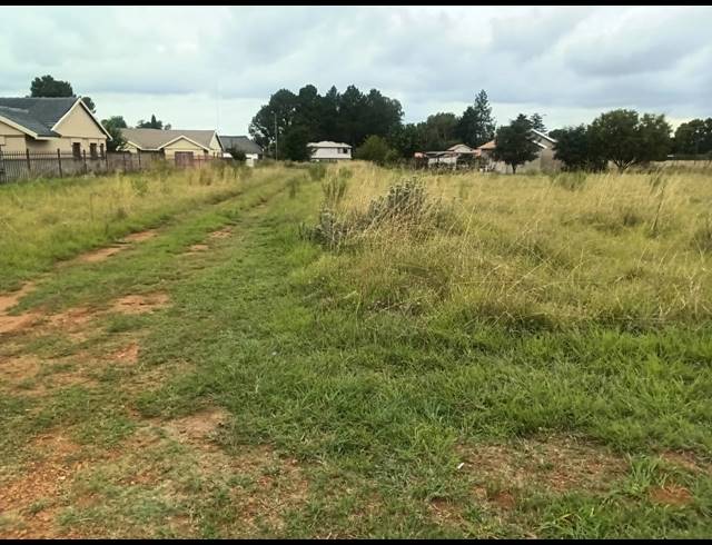 905M² VACANT LAND FOR SALE IN KOOKRUS